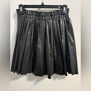 Black Pleated Faux Leather Skirt Size M